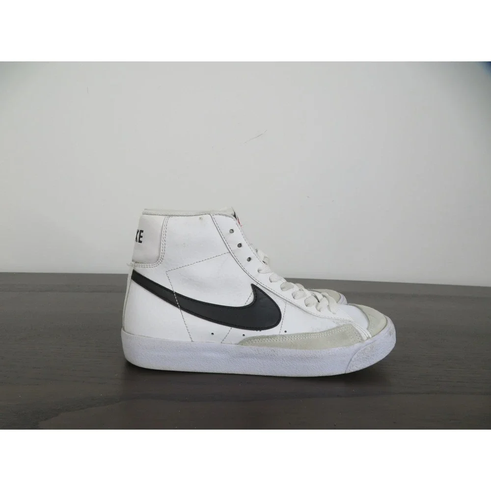 Nike Blazer Mid 77 Shoes Youth 6.5Y Women 8 White Black High Sneakers DA4086-100